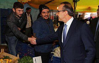 Vali Yavuz'dan pazar esnafına ziyaret