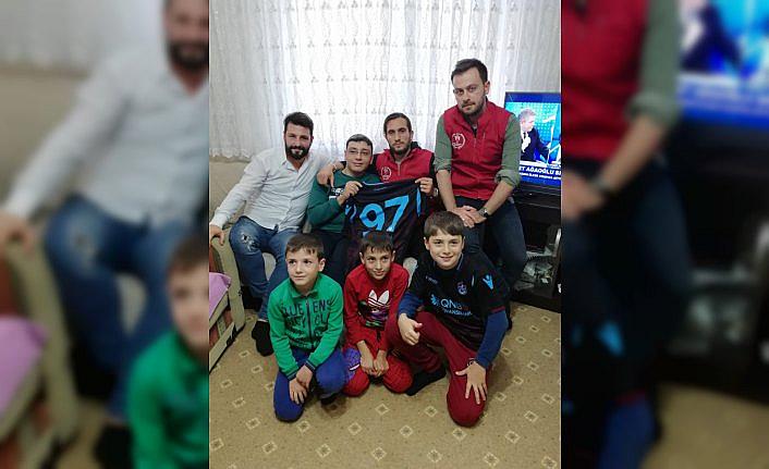 Yusuf Yazıcı, engelli çocuk ve gençlerle buluştu