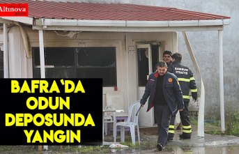 Bafra`da odun deposunda yangın