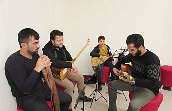 Kavak'ta bağlama kursu açıldı