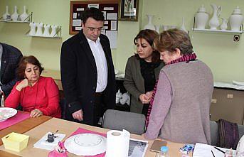 Kaymakam Yılmaz'dan HEM kursiyerlerine ziyaret