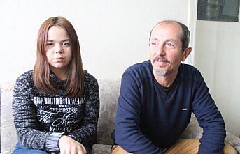 Kızlarının ameliyatı için yardım bekliyorlar