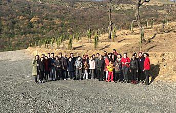 Otizmli çocuklar fidan dikti