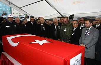 Şehit Emniyet Müdürü son yolculuğuna uğurlanıyor