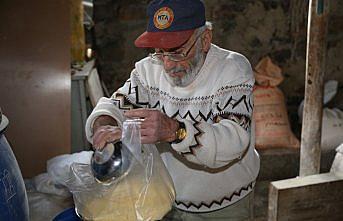 Tarihi değirmenin 78'lik emektarı