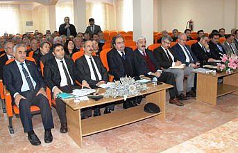 Vali Varol, muhtarlarla bir araya geldi