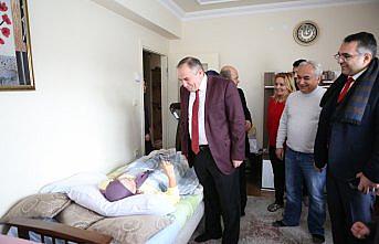 Başkan Yılmaz'dan hasta ziyaretleri