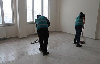 Bolu'da okulların bakımı hükümlülerden