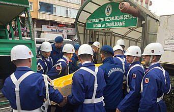 Ev iznine çıkan er 6. kattan düşerek hayatını kaybetti