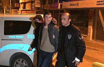 Hırsızlık yaptığını iddia eden market sahibini bıçakladı