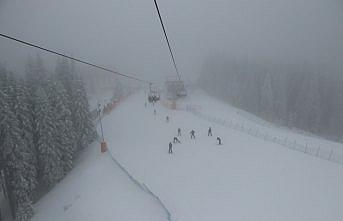 Ilgaz Dağı'nda sis etkili oluyor