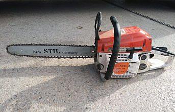 Kavgaya motorlu testereyle giden kişiye polis müdahalesi