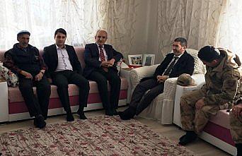 Kaymakam Yenidünya'dan şehit ailesine ziyaret