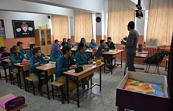 Ortaokul öğrencilerinden 