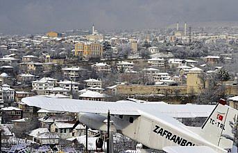 Safranbolu'da konaklar beyaza büründü