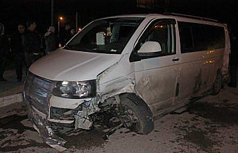 Tokat'ta iki ticari araç çarpıştı: 7 yaralı
