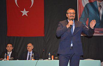 Vali Sarıfakıoğulları muhtarlarla toplantıda bir araya geldi