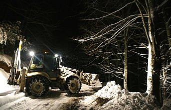 Yaylada mahsur kalan 11 kişi kurtarıldı