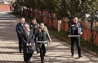 Ankara'da yakalanan FETÖ şüphelisi çift, Karabük'e getirildi