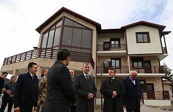 Artvin Valisi Doruk, Şavşat'ta kamu yatırımlarını inceledi