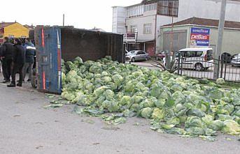 Bafra'da traktör devrildi: 1 yaralı