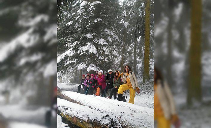 Bolu'da kar yürüyüşü yapıldı