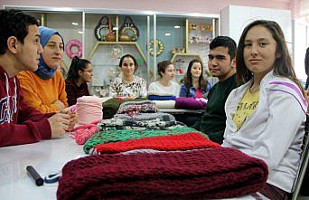 Engelli öğrencilerden Suriyeli çocuklara yardım