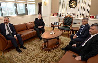 Eski TBMM Başkanı Şahin, Karabük'te