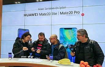 Huawei, Türkiye'deki ilk deneyim mağazasını İzmir'de açtı