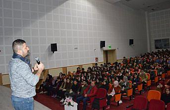 Lise öğrencileri terör konusunda bilgilendirildi