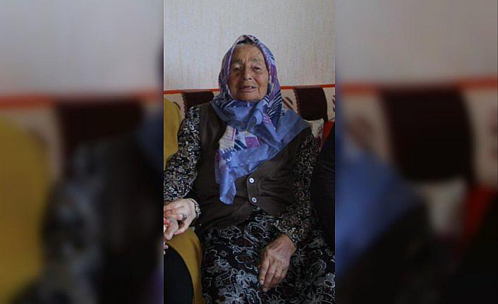 Şehit annesi trafik kazasında hayatını kaybetti