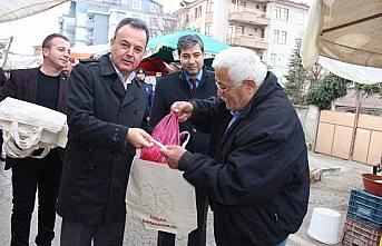Tokat'ta Sıfır Atık Projesi kapsamında bez çanta dağıtıldı