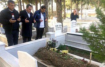 Trabzonspor'dan eski futbolcu Turgut Uçar'ın kabrine ziyaret