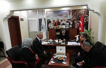 Vali Erdoğan Bektaş'tan ziyaret
