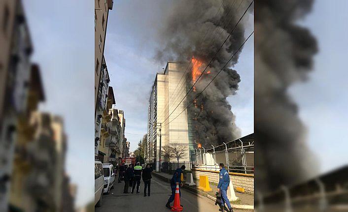 Avrasya Üniversitesi yerleşkesinde yangın