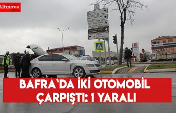 Bafra`da iki otomobil çarpıştı: 1 yaralı
