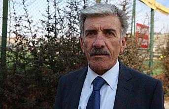 Bakan Soylu, sınırda görevli askerin babasıyla buluştu