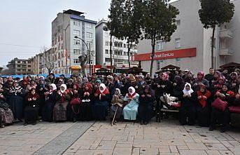 Boyabat'ta umre kafilesi uğurlandı