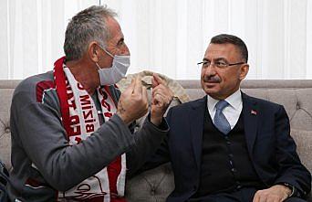 Cumhurbaşkanı Yardımcısı Oktay’dan çay davetine icabet