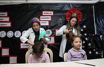 Gönüllü melekler öğrencilere 