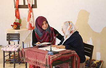 Halk eğitim merkezi kursiyerlerinden tiyatro gösterisi