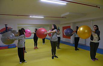 Öğrenciler istedi, Bakan Kasapoğlu yerine getirdi