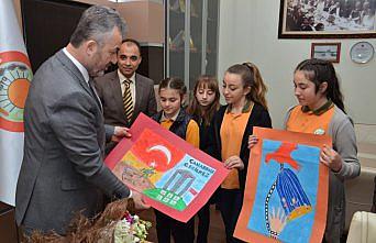 Öğrencilerden Belediye Başkanı Topaloğlu'na ziyaret