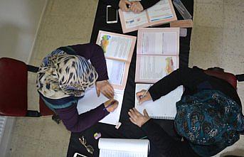 Okuma yazma hayallerine 70'inden sonra kavuştular