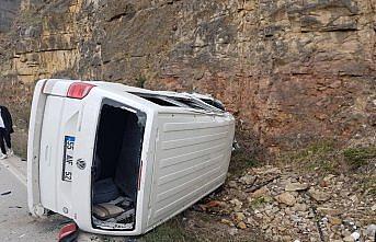 Ordu'da tır minibüsle çarpıştı: 8 yaralı