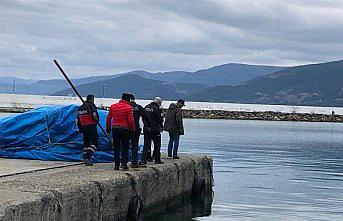 Sinop'ta denizde erkek cesedi bulundu