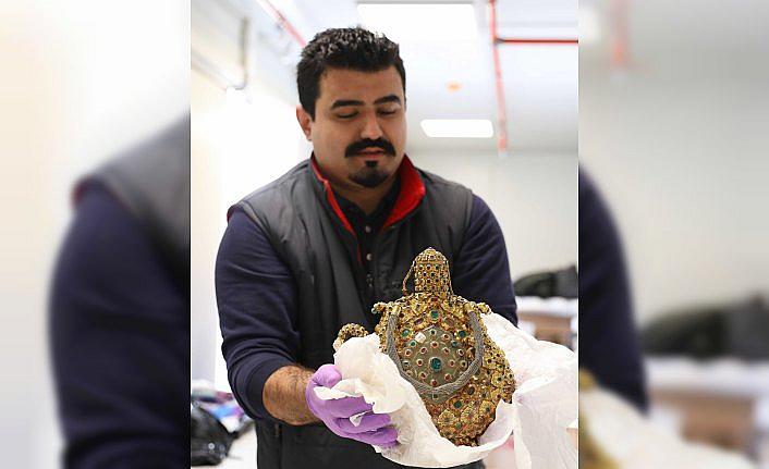 Turkish Cargo, sarayın eserlerini Japonya'ya taşıdı