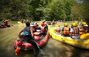 Adrenalin tutkunları Melen Çayı'na akın etti
