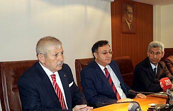 Amasya Belediye Başkanı Sarı mazbatasını aldı