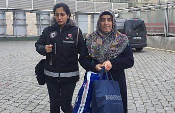 Aranan FETÖ zanlısı çift havalimanında yakalandı